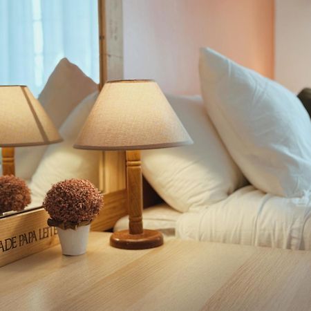 Coastal Garden Paradise Retreat- 6 Min From The Beach تشارنكه المظهر الخارجي الصورة
