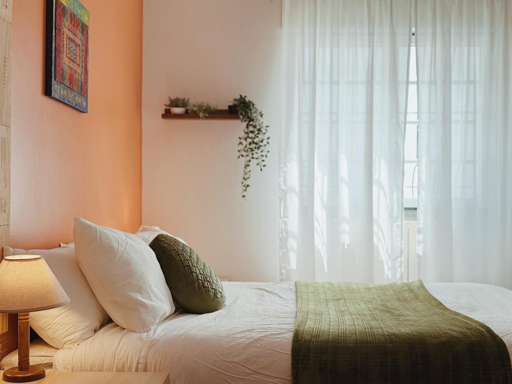 Coastal Garden Paradise Retreat- 6 Min From The Beach تشارنكه المظهر الخارجي الصورة