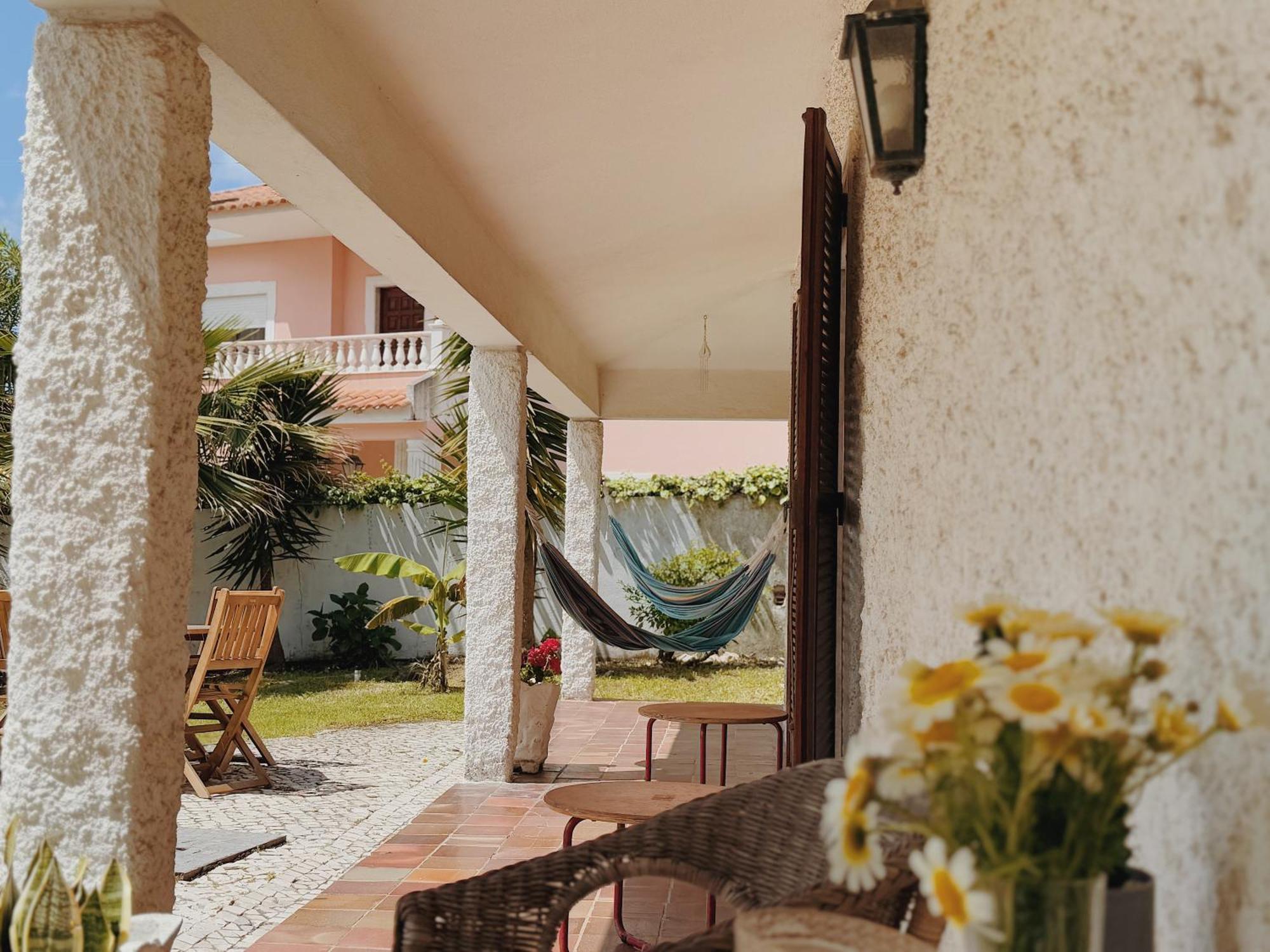 Coastal Garden Paradise Retreat- 6 Min From The Beach تشارنكه المظهر الخارجي الصورة
