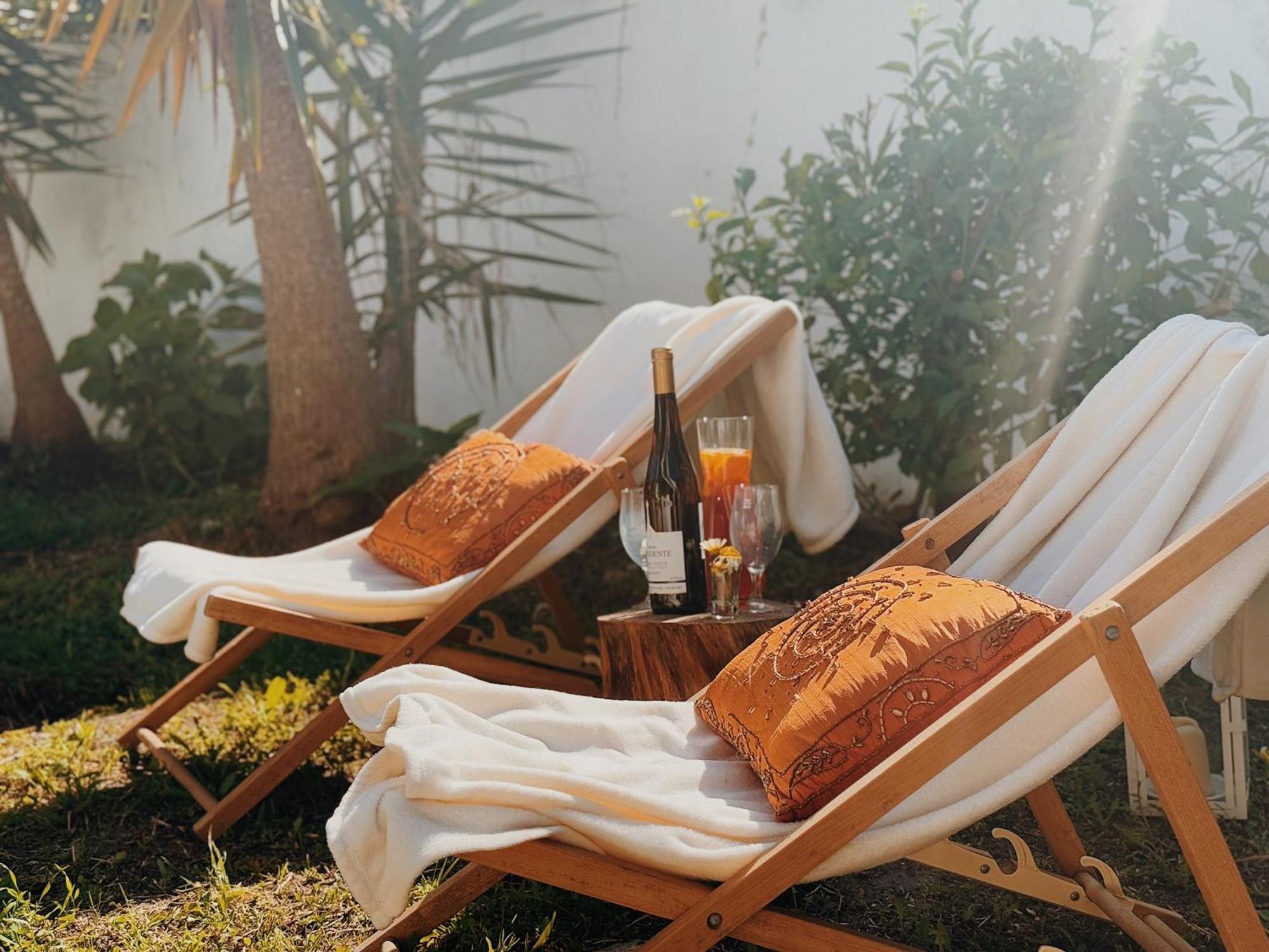 Coastal Garden Paradise Retreat- 6 Min From The Beach تشارنكه المظهر الخارجي الصورة